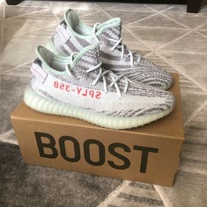 🔥Authentic Yeezy Boost 350🔥